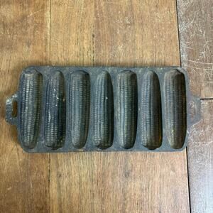 Vintage Cast Iron Corn Bread Stick Pan 1920s Made In USA 7 Sections MARKED‎